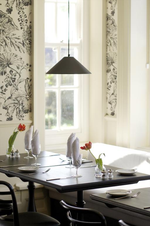 The Manor At Sway - Hotel, Restaurant And Gardens Экстерьер фото