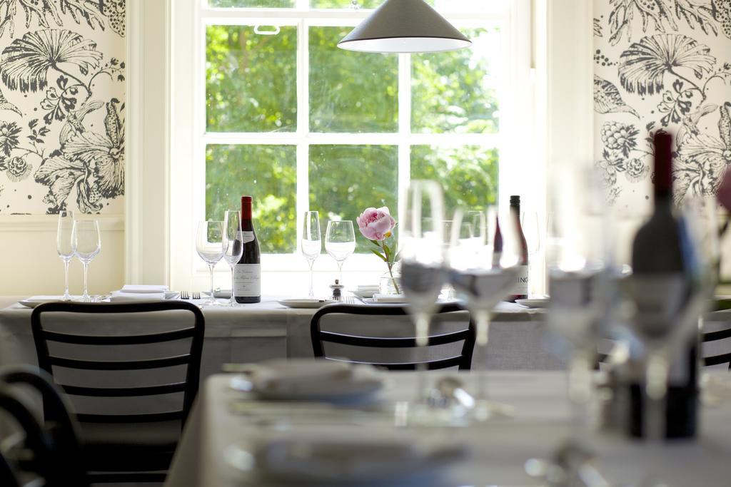 The Manor At Sway - Hotel, Restaurant And Gardens Экстерьер фото